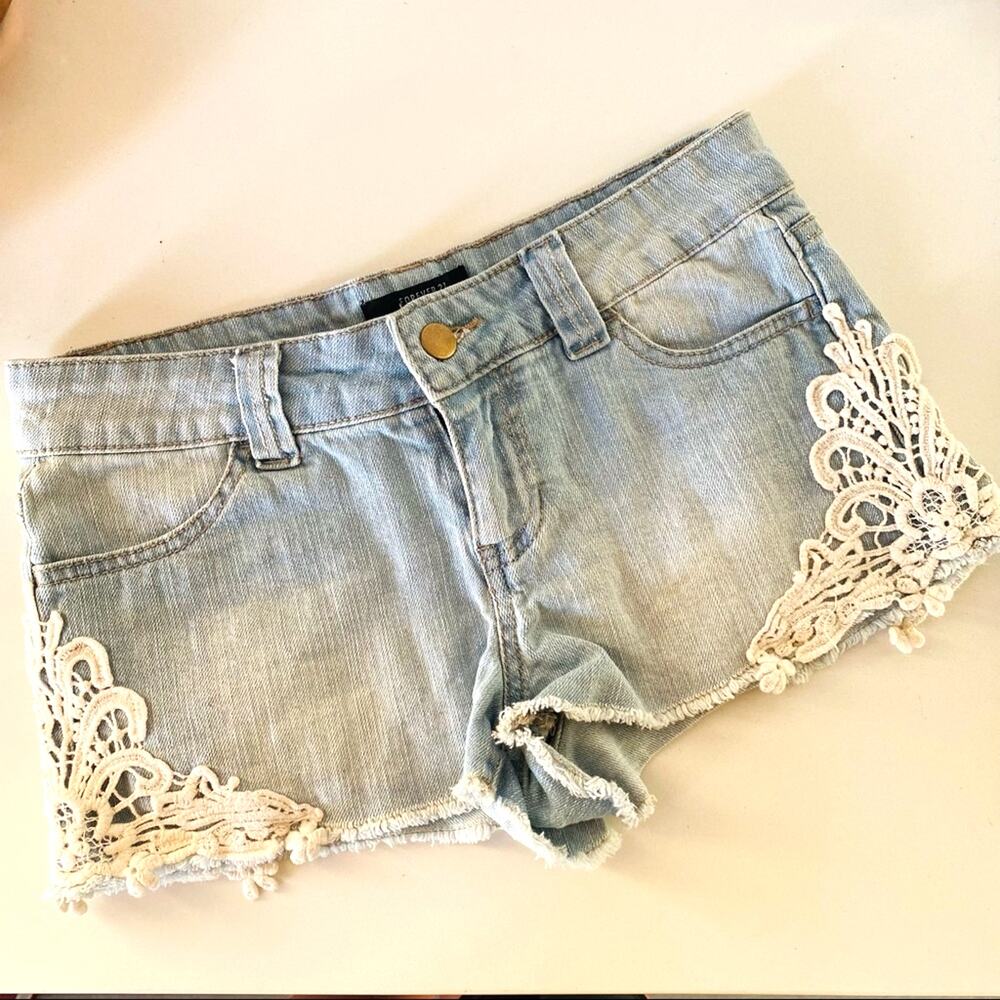 FOREVER 21 F21 Blue White Wash Lace Cut Off Denim Jean Mini Frayed Shorts 24